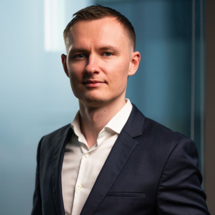 David Rydz - investoren-polen.de - Immobilien in Polen-quadratisch